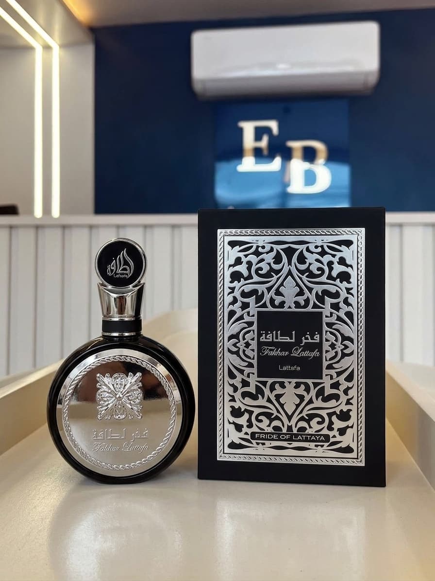 Lattafa Fakhar Black